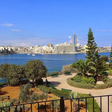 Luxury Ocean Views In Tigne Point, With Pool Sliema