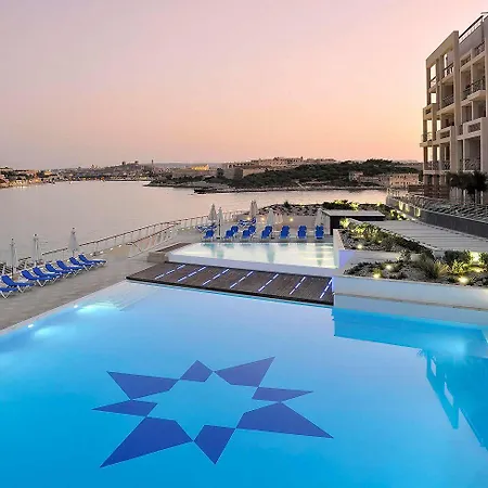 Apartment Luxury Ocean Views In Tigne Point, With Pool Sliema