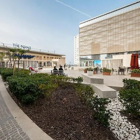 Luxury Ocean Views In Tigne Point, With Pool Sliema